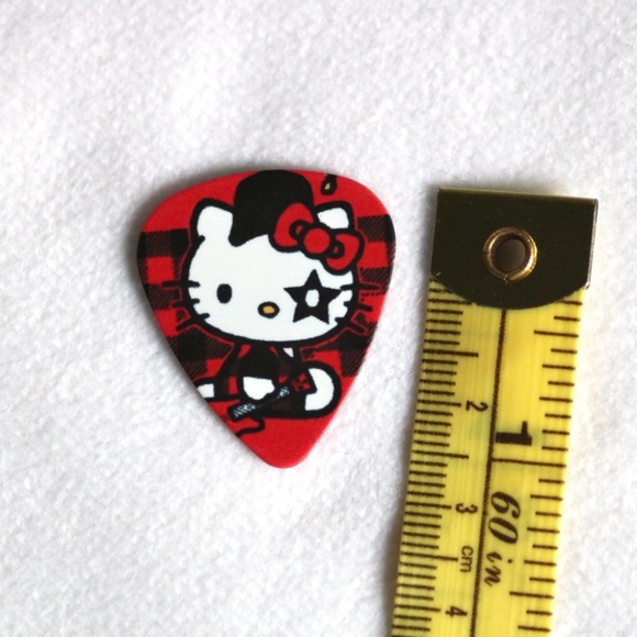 HELLO KITTY Guitar Picks Pack of 12 Assorted Designs Music Band Sanrio Kawaii - Picture 5 of 5